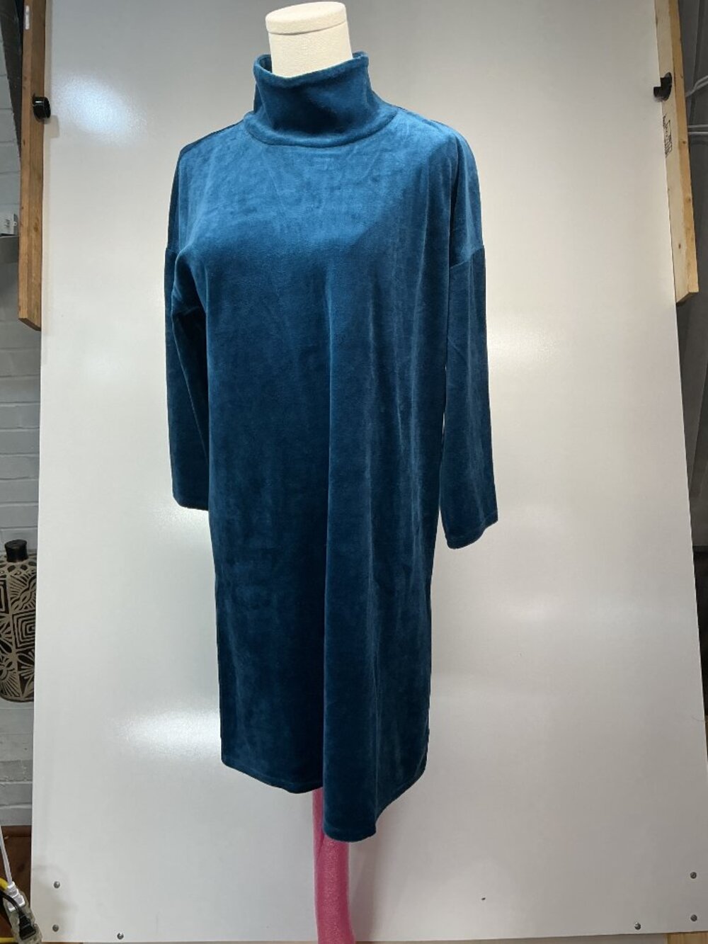 Talbots M Teal Blue Velvet Turtleneck Shift Fall Dress Long Sleeve Button